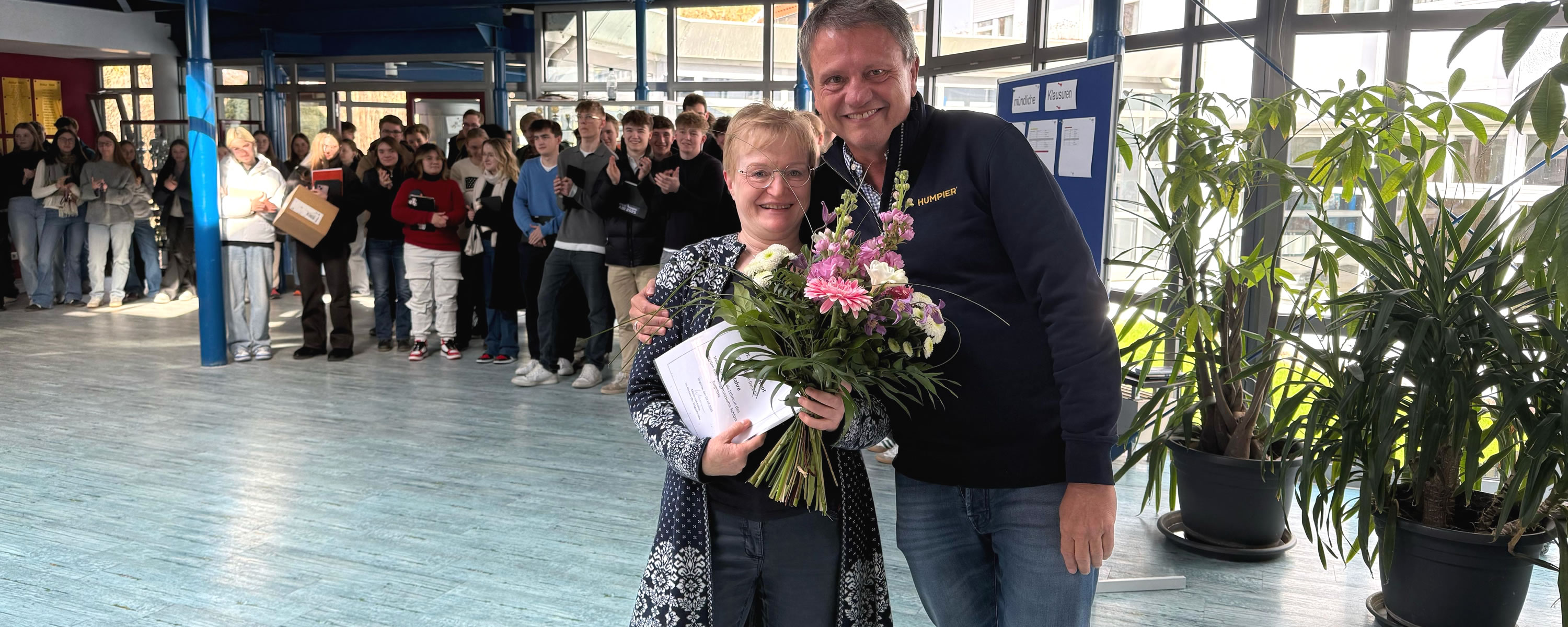 Frau Dr. Hoot 30 Jahre