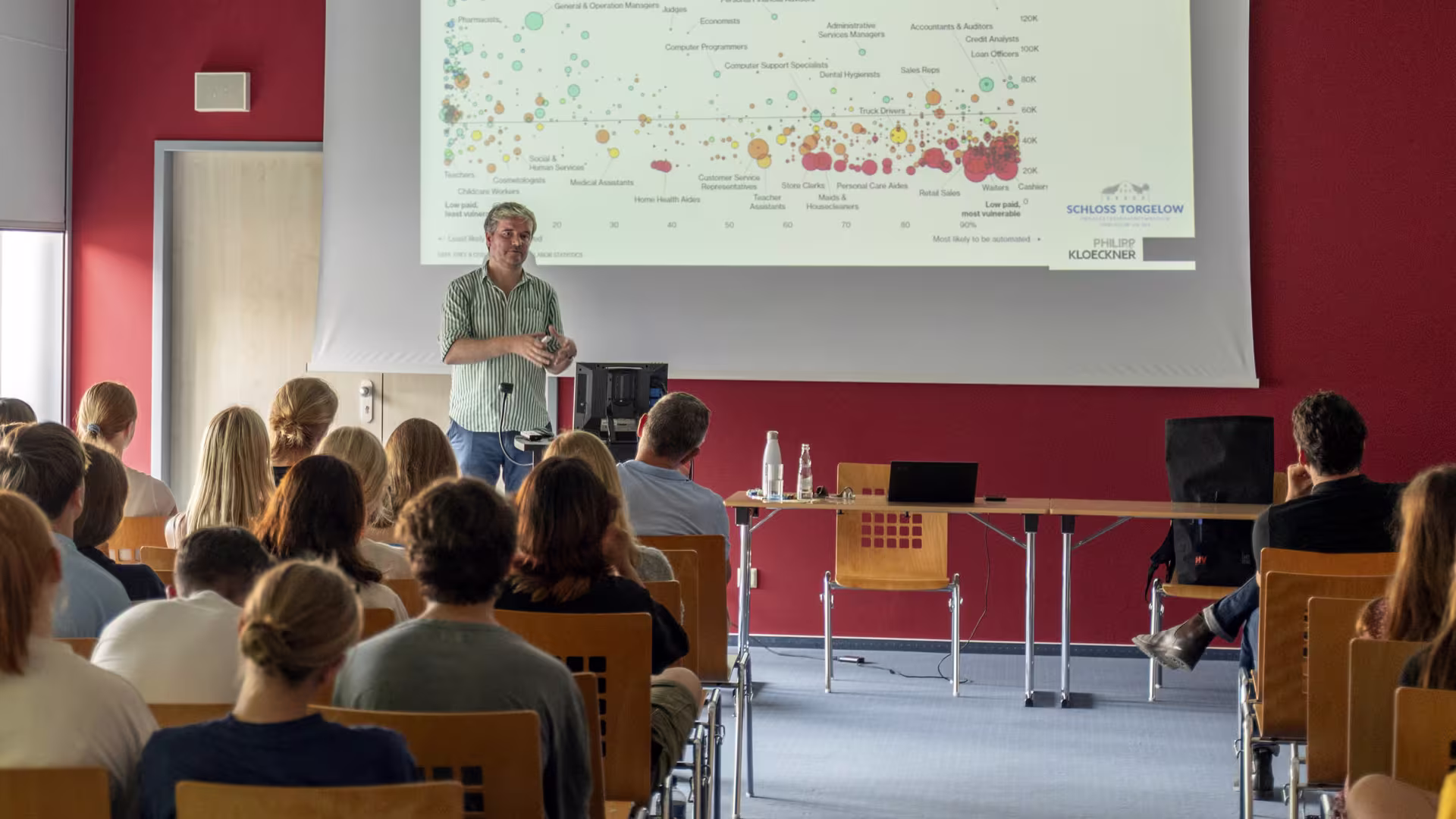 Vortrag von Philipp Klöckner: „Künstliche Intelligenz: Das Zeitalter der Effizienz“