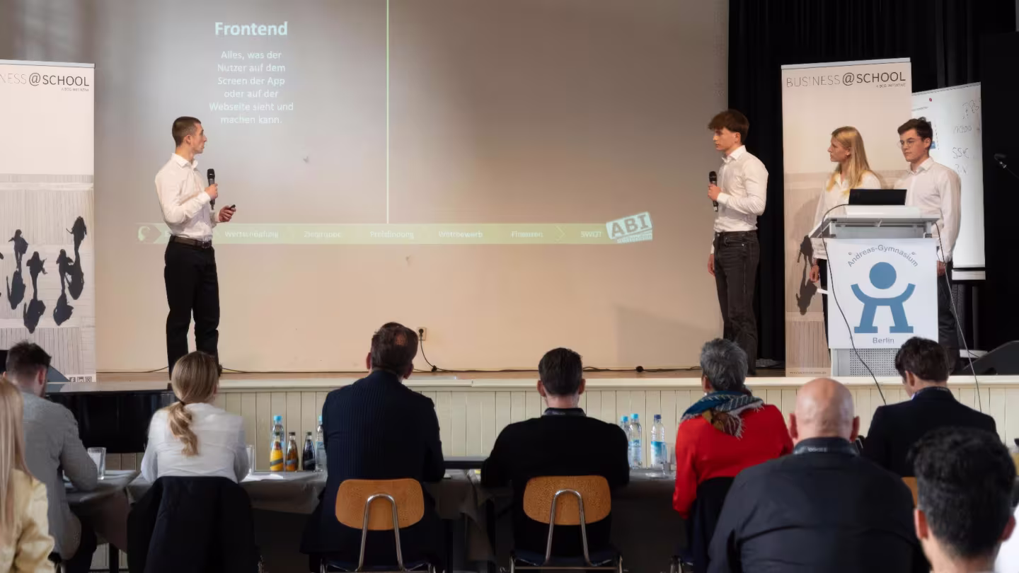 Mit EXAM.AI ins Finale: Schloss Torgelow überzeugt bei business@school Mit EXAM.AI ins Finale: Schloss Torgelow überzeugt bei business@school