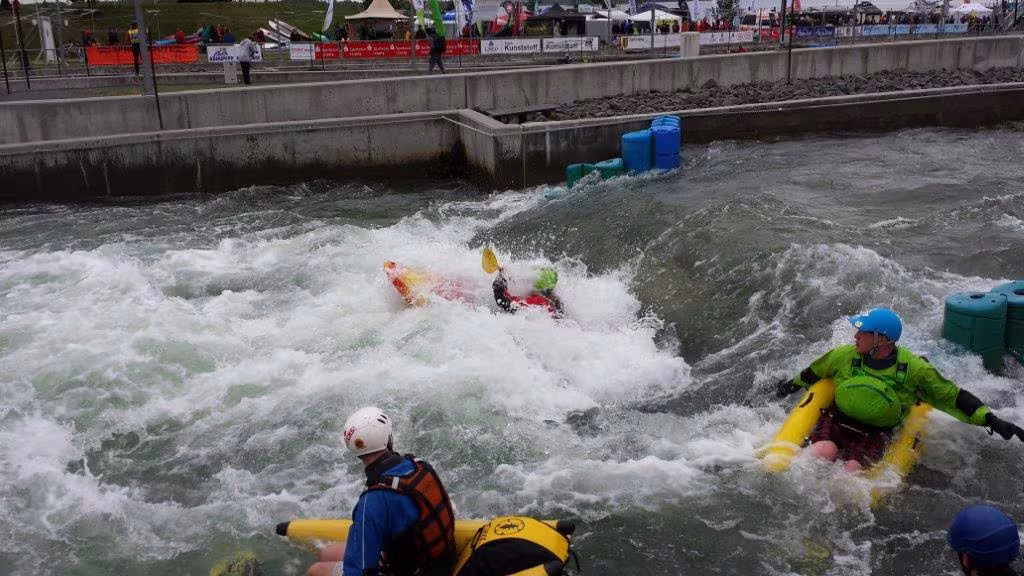 Raftingerfahrungen im Wildwasserkanal 2014