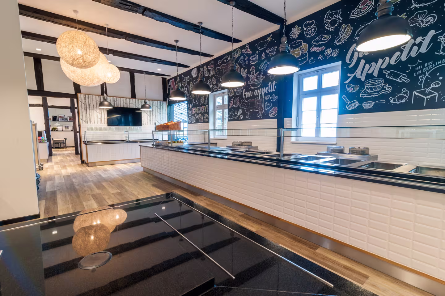 Die Renovierung der Mensa ist abgeschlossen – Es ist angerichtet!