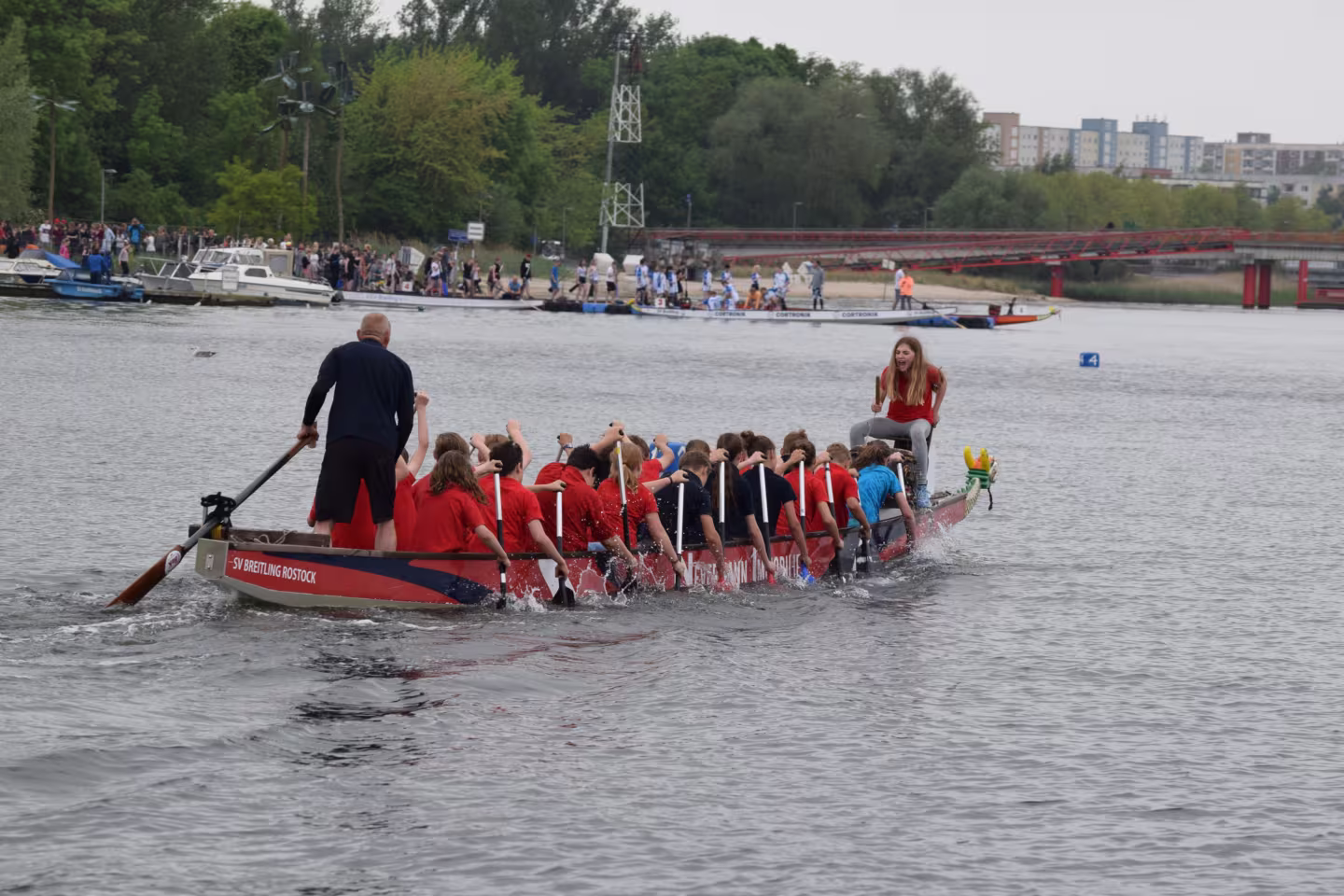 Torgelower Drachenboote haben wieder einmal die Nase vorn