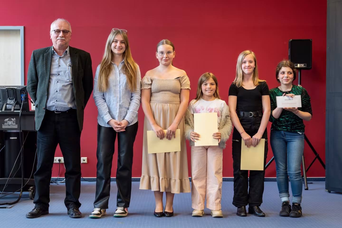 Rezitationen, Musikperformance und Theater