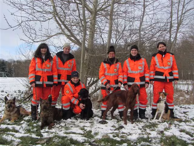 Neubrandenburger Hundestaffel erhält den Schloss Torgelow Vorbild Award