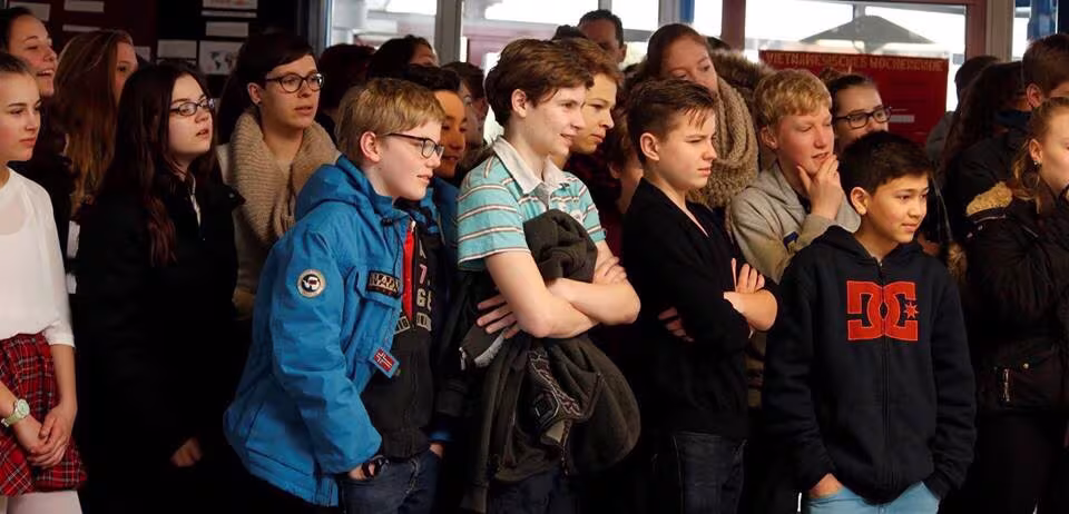 Hauptfachkurs Kunst: Konsumkritik-Performance