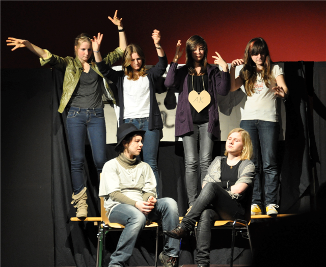 Theaterprojekt: Der Besuch der alten Dame