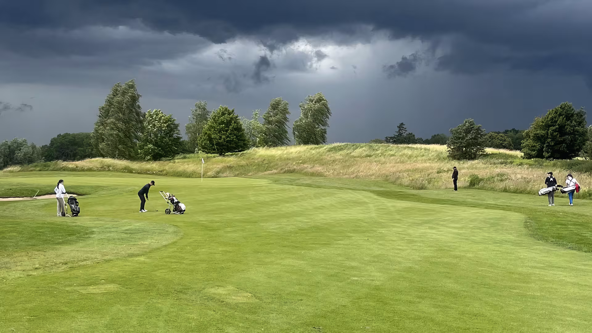 Schloss Torgelow spielt gegen das Kurpfalz Internat GOLF