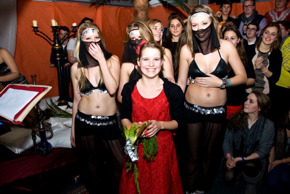 Weihnachts-IWO mit einer Entführung in 1000 und eine Nacht!