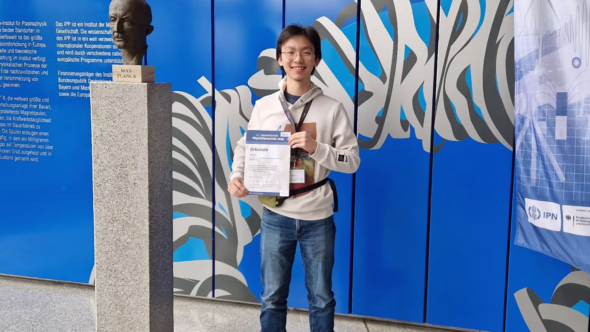 PhysikOlympiade 2025 PhysikOlympiade 2025