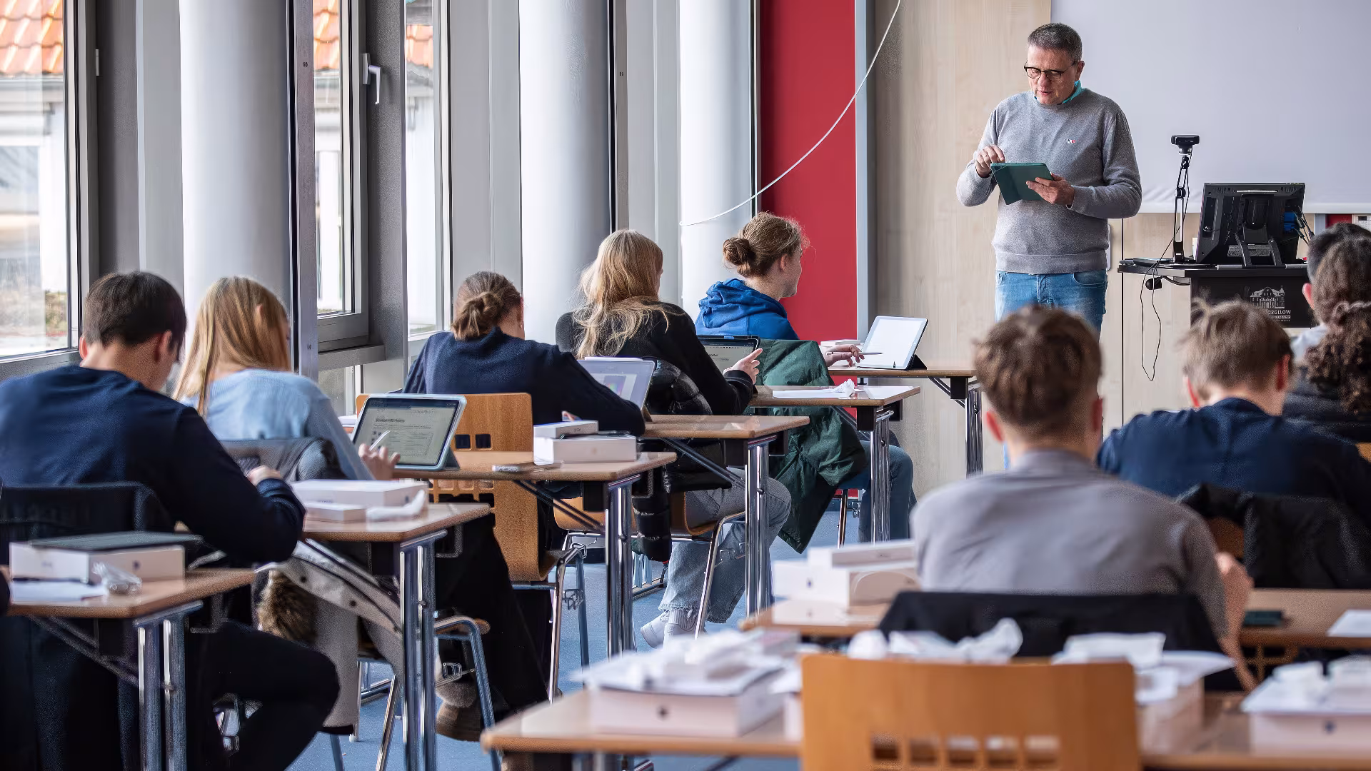 Klasse 10 erhält iPads als digitale Arbeitsmittel