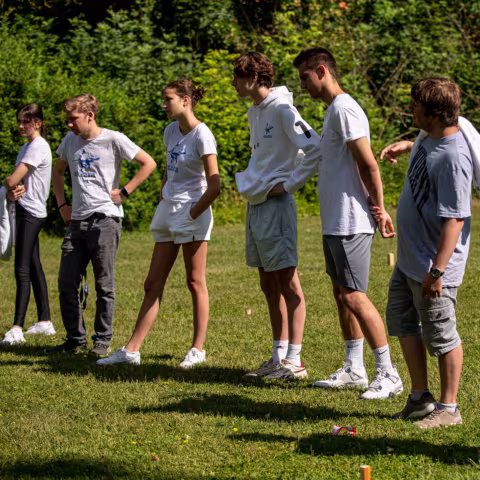 Höhepunkt im Internatsleben: die Teamwettkämpfe Schüler und Schülerinnen beim Teamwettkampf auf Schloss Torgelow