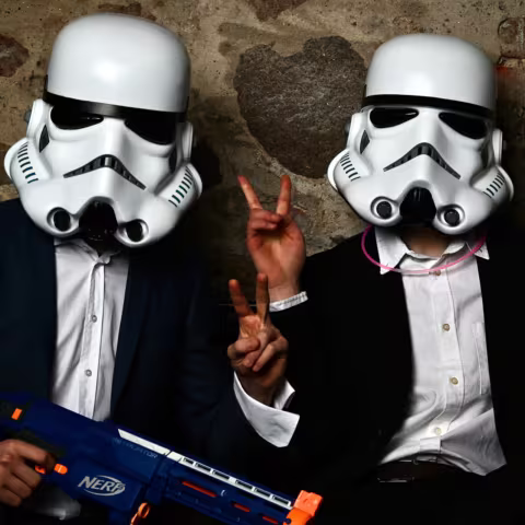 Höhepunkt im Internatsleben: die jährliche Faschingsparty Schüler auf der jährlichen Faschingsparty