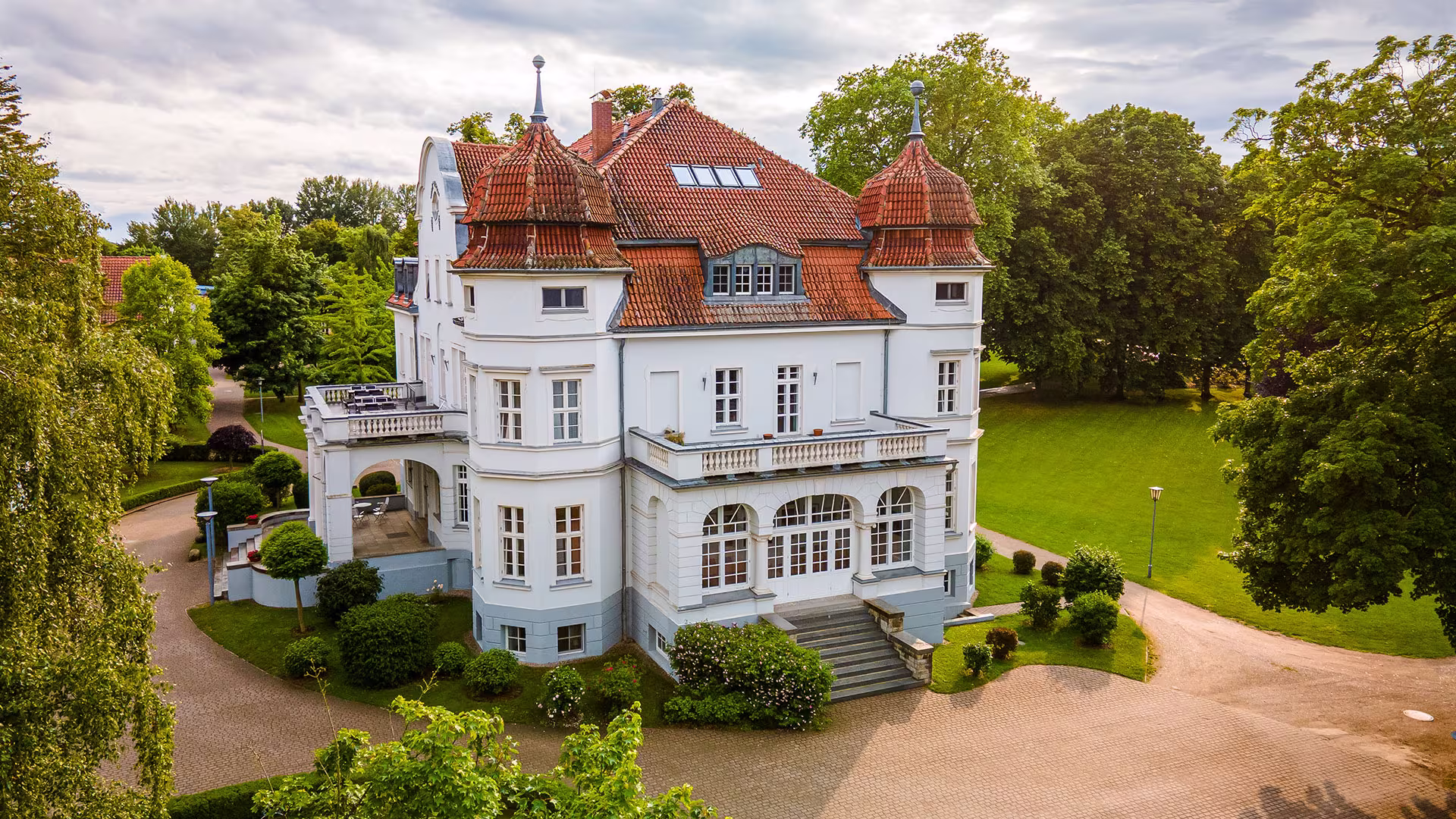 Schloss Torgelow: Internat, Gymnasium & Privatschule für Flensburg Schloss Torgelow: Internat, Gymnasium & Privatschule