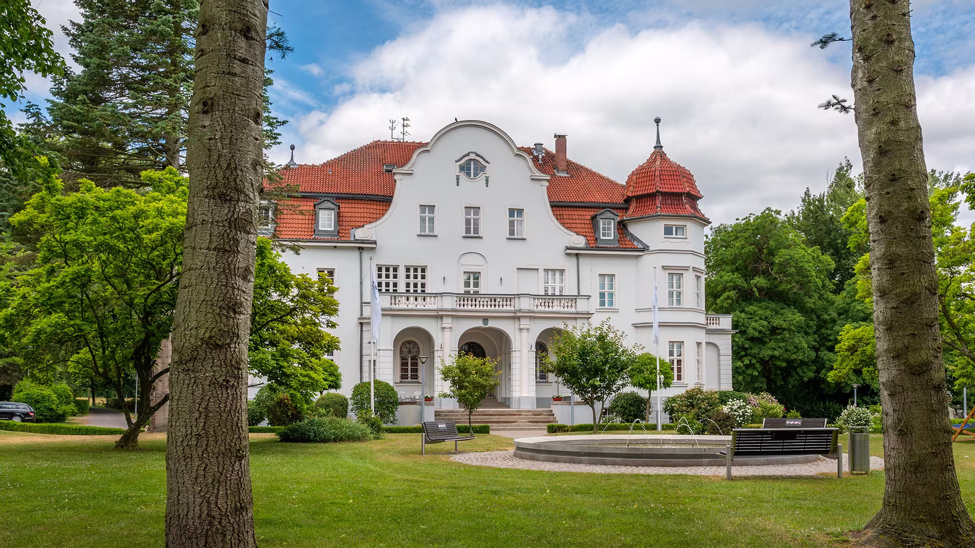 Schloss Torgelow: Internat, Gymnasium & Privatschule für Langenhagen Schloss Torgelow: Internat, Gymnasium & Privatschule