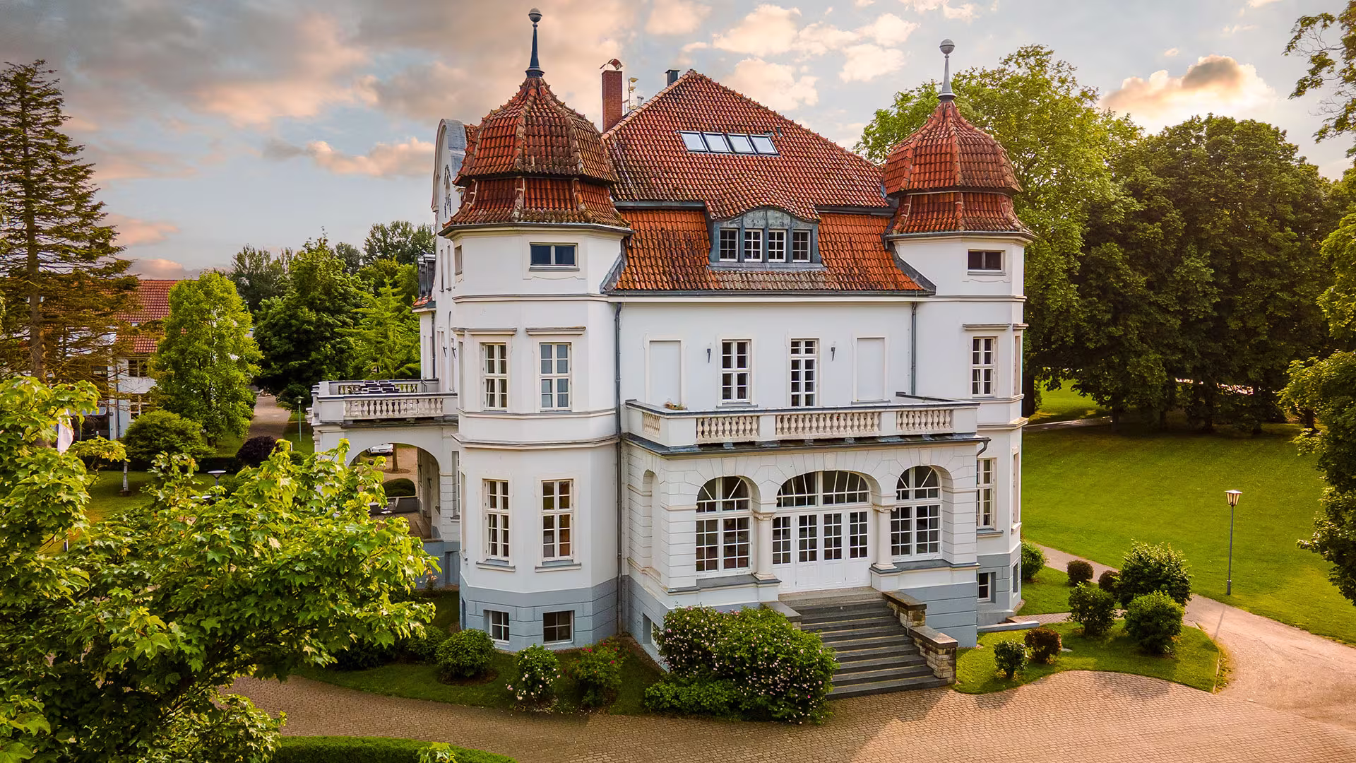 Schloss Torgelow: Internat, Gymnasium & Privatschule für Norderstedt Schloss Torgelow: Internat, Gymnasium & Privatschule