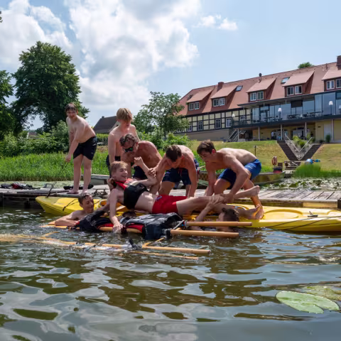 Fun & Action: Sport im privaten Internatsgymnasium Torgelow am See Fun & Action: Sport im privaten Internatsgymnasium Torgelow am See