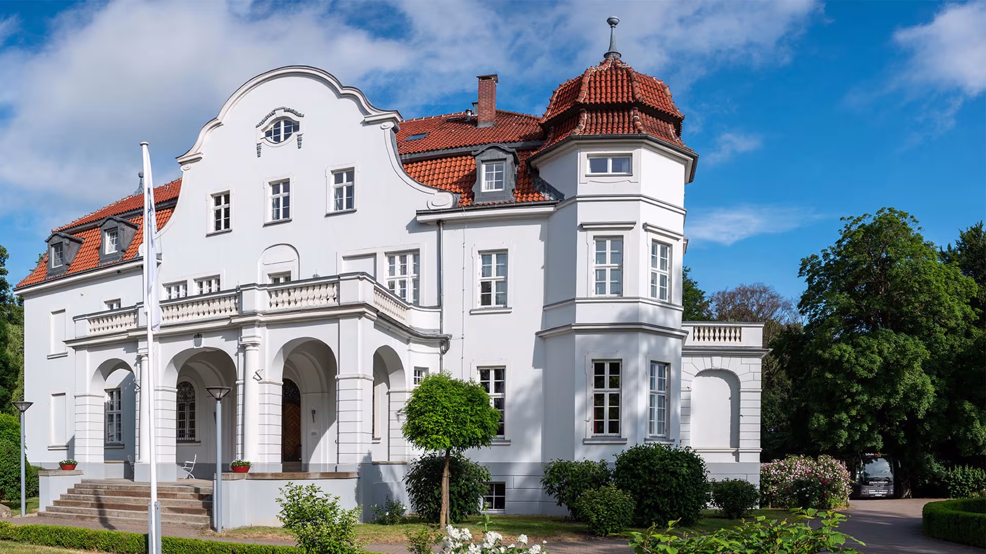 Schloss Torgelow: Internat, Gymnasium & Privatschule für Aurich