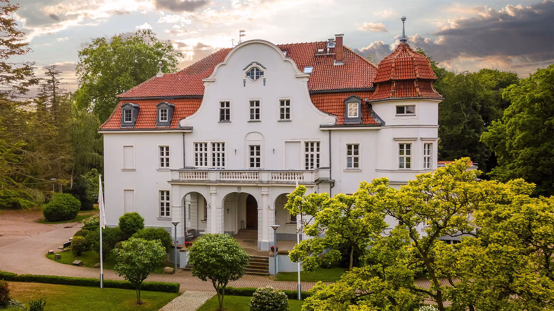 Schloss Torgelow: Internat, Gymnasium & Privatschule für Bad Pyrmont
