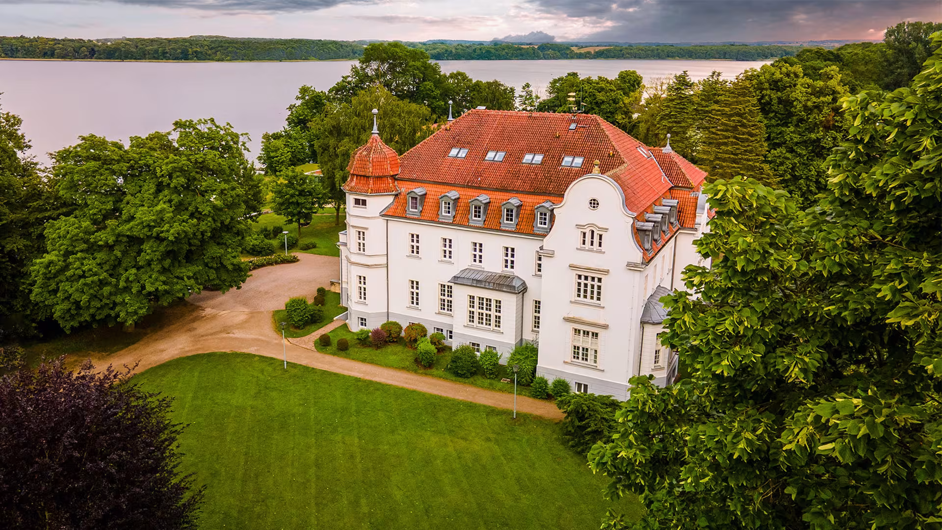 Schloss Torgelow: Internat, Gymnasium & Privatschule für Duderstadt