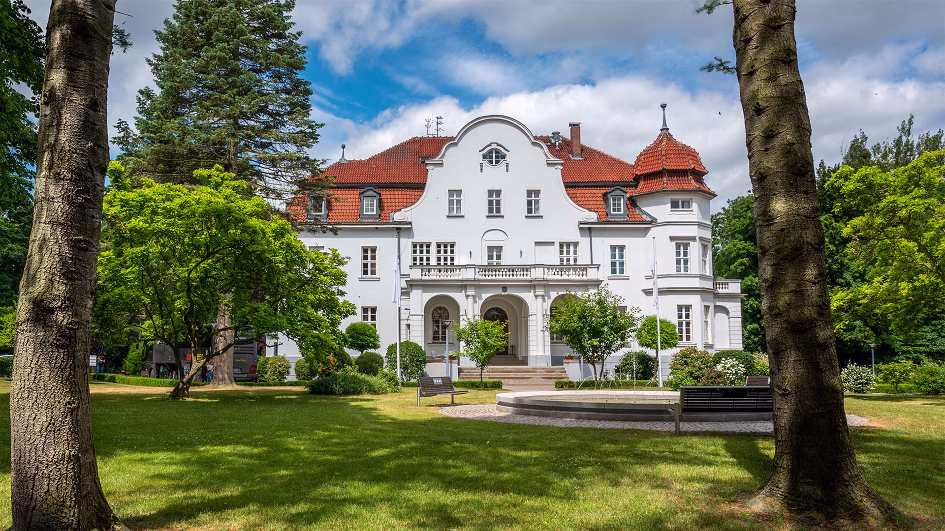 Schloss Torgelow: Internat, Gymnasium & Privatschule für Friesoythe