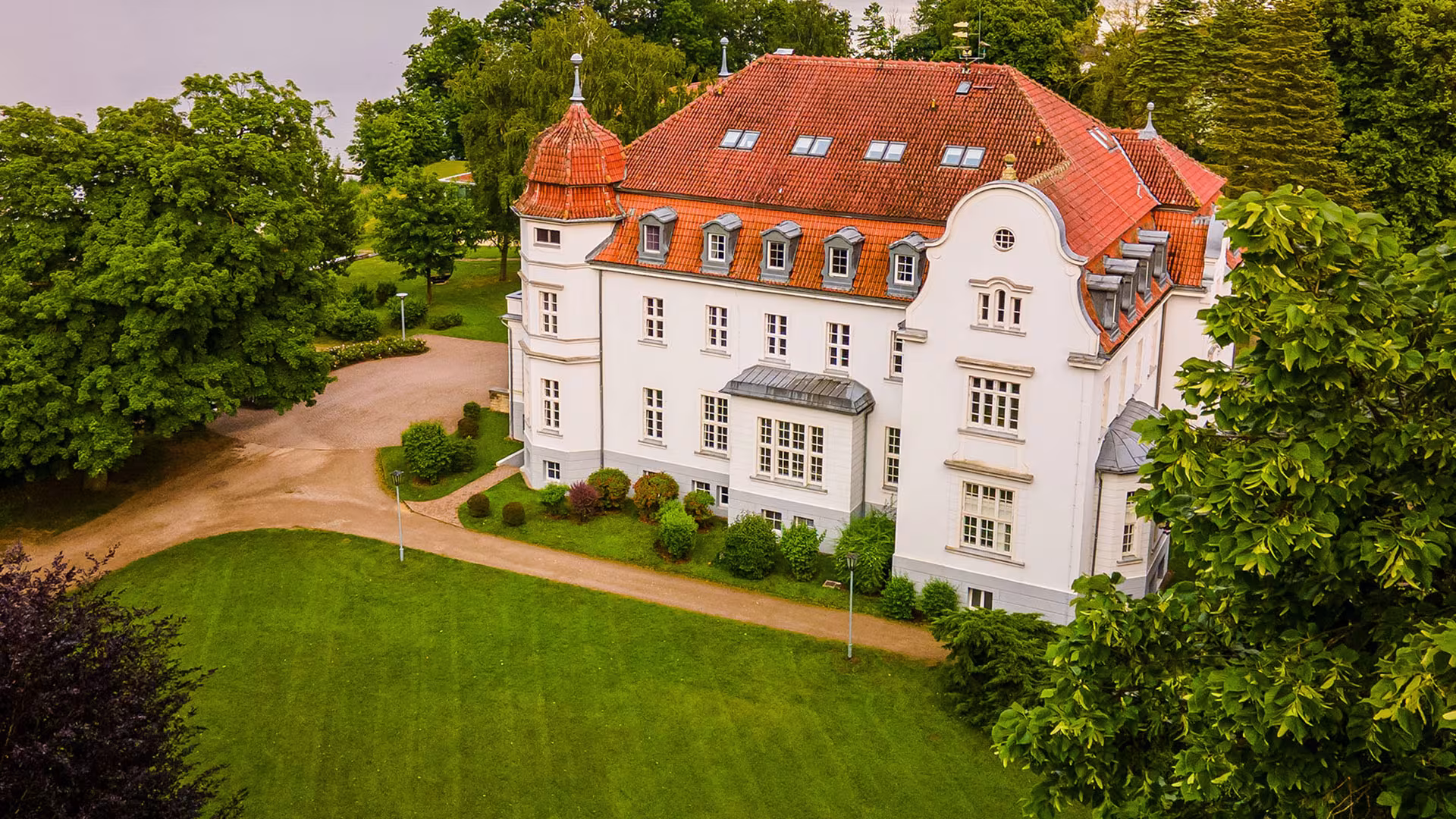 Schloss Torgelow: Internat, Gymnasium & Privatschule für Heide