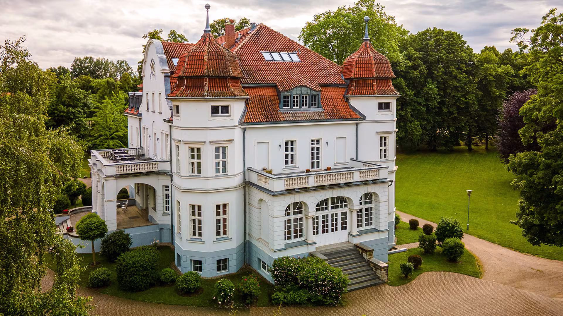 Schloss Torgelow: Internat, Gymnasium & Privatschule für Helmstedt