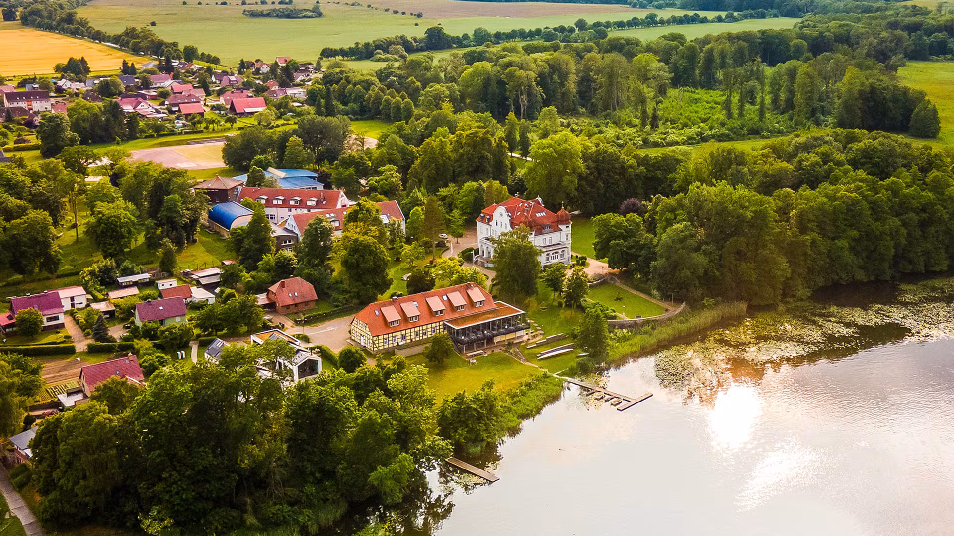 Schloss Torgelow: Internat, Gymnasium & Privatschule für Husum