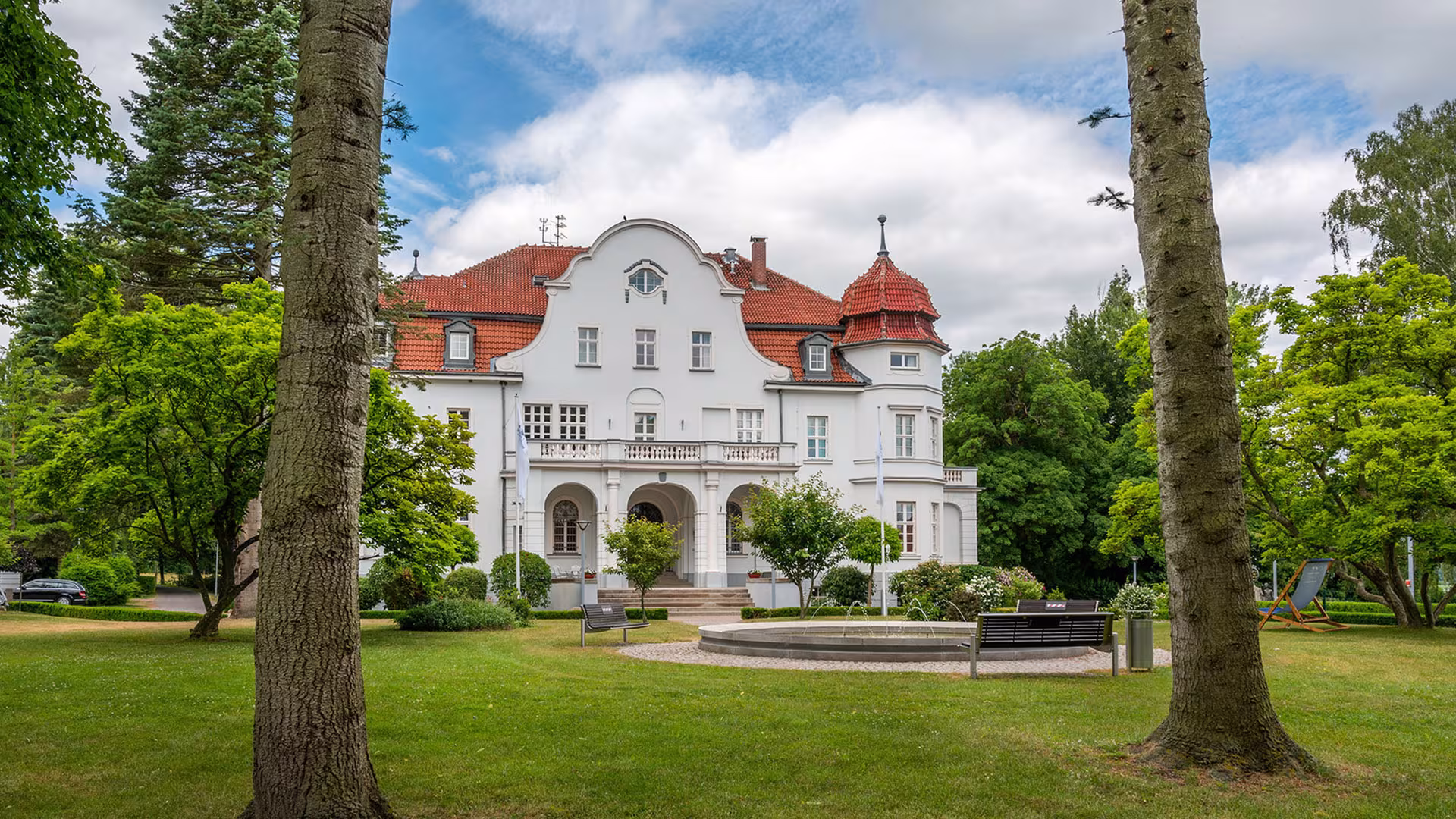 Schloss Torgelow: Internat, Gymnasium & Privatschule für Moormerland
