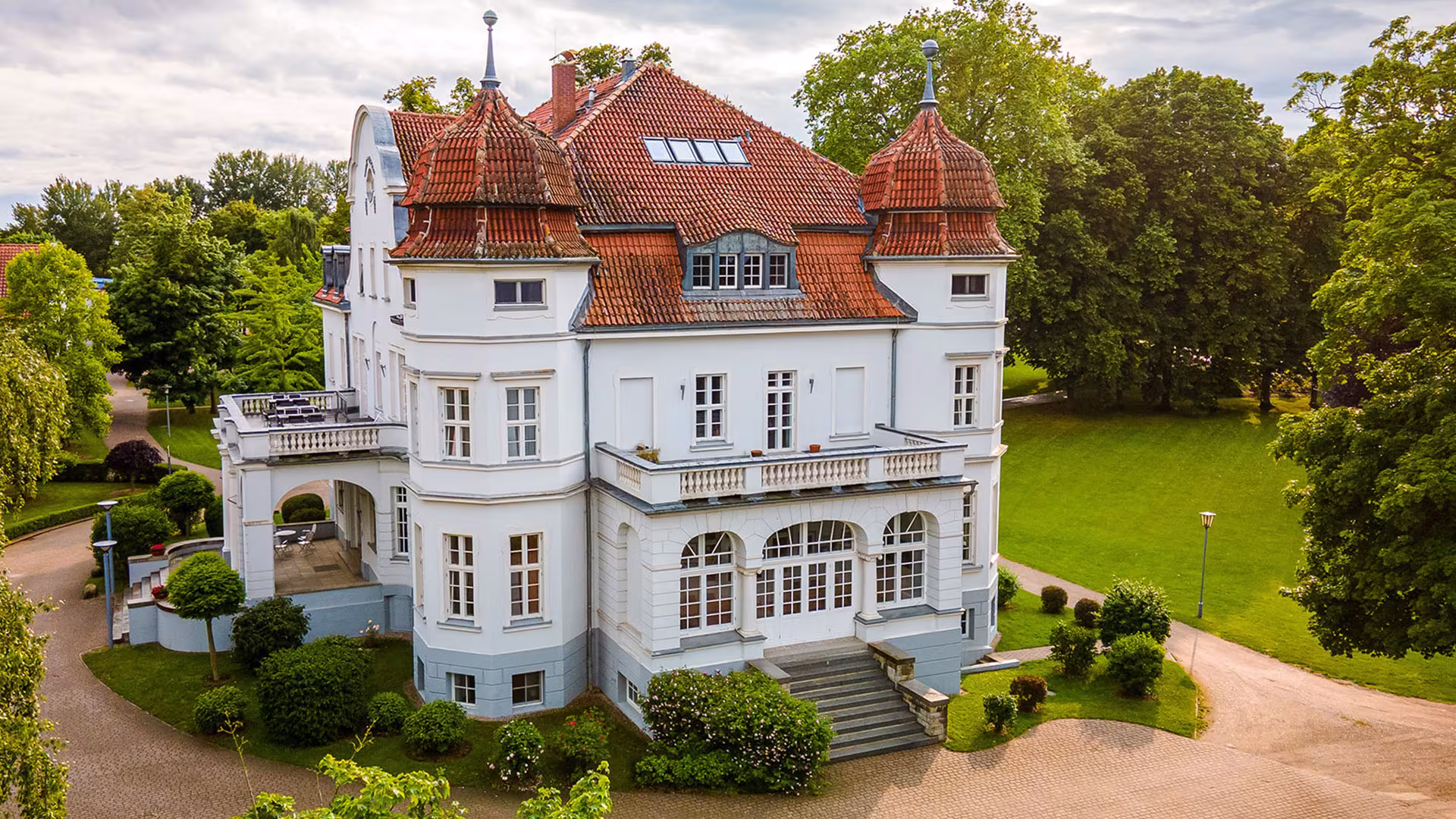 Schloss Torgelow: Internat, Gymnasium & Privatschule für Schortens