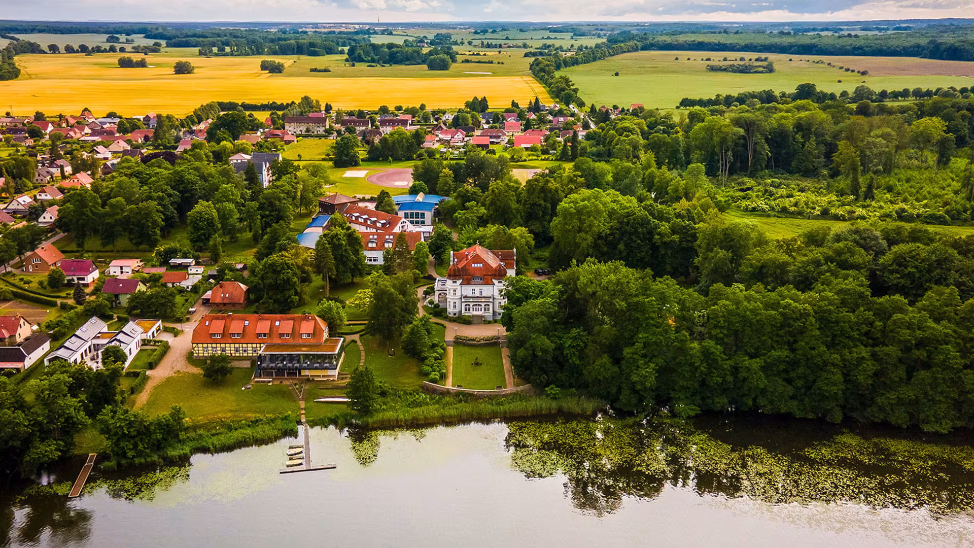 Schloss Torgelow: Internat, Gymnasium & Privatschule für Sehnde