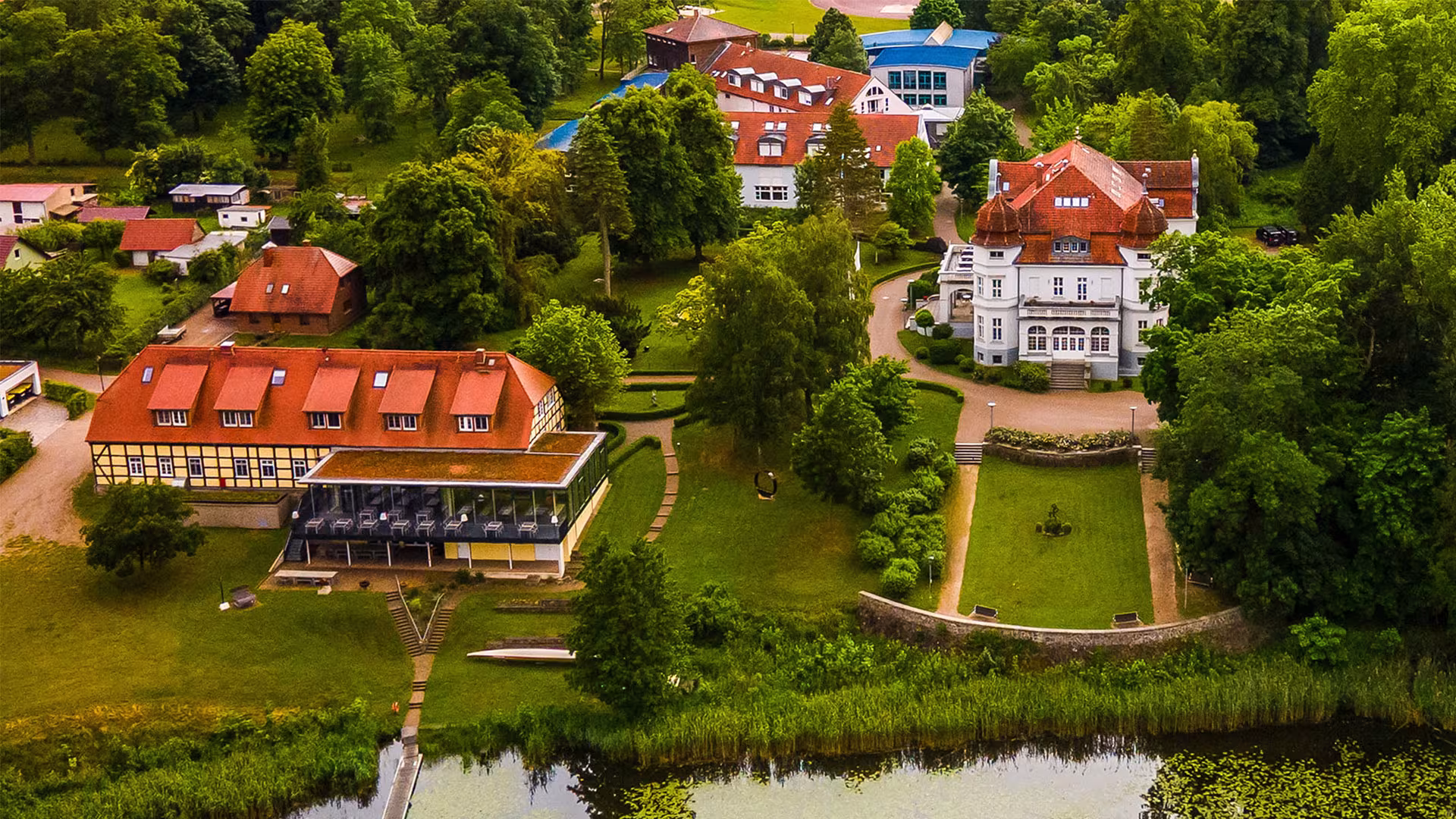Schloss Torgelow: Internat, Gymnasium & Privatschule für Syke