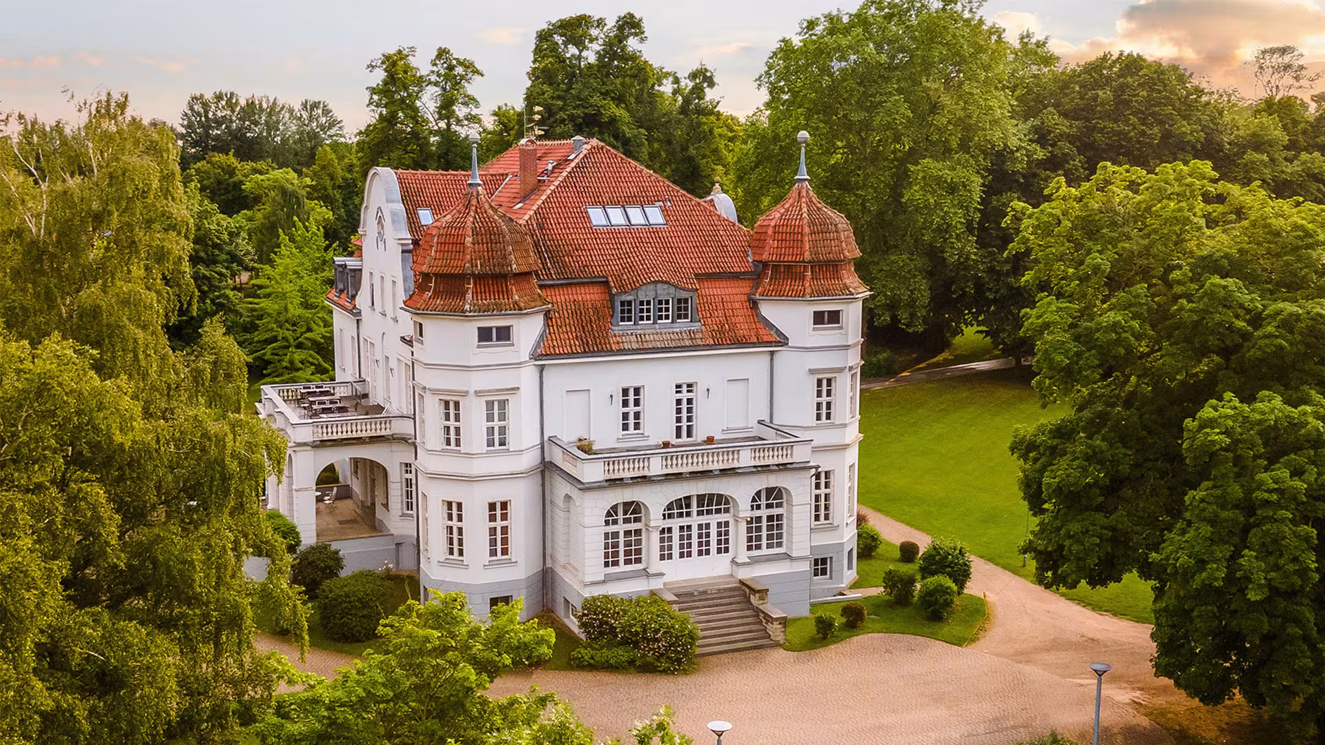 Schloss Torgelow: Internat, Gymnasium & Privatschule für Varel