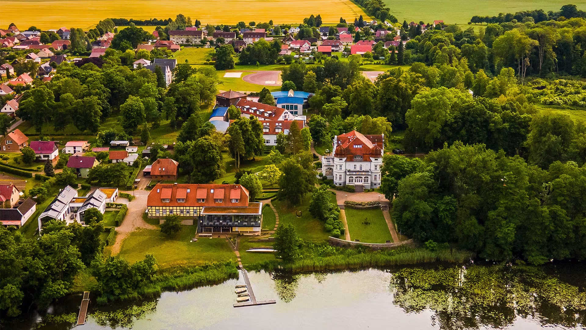 Schloss Torgelow: Internat, Gymnasium & Privatschule für Werdau